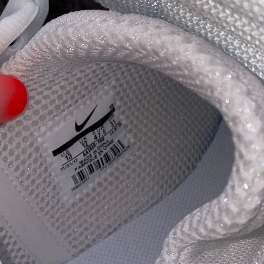 Nike Off-White Presto Sneakers - Picture 5 of 14